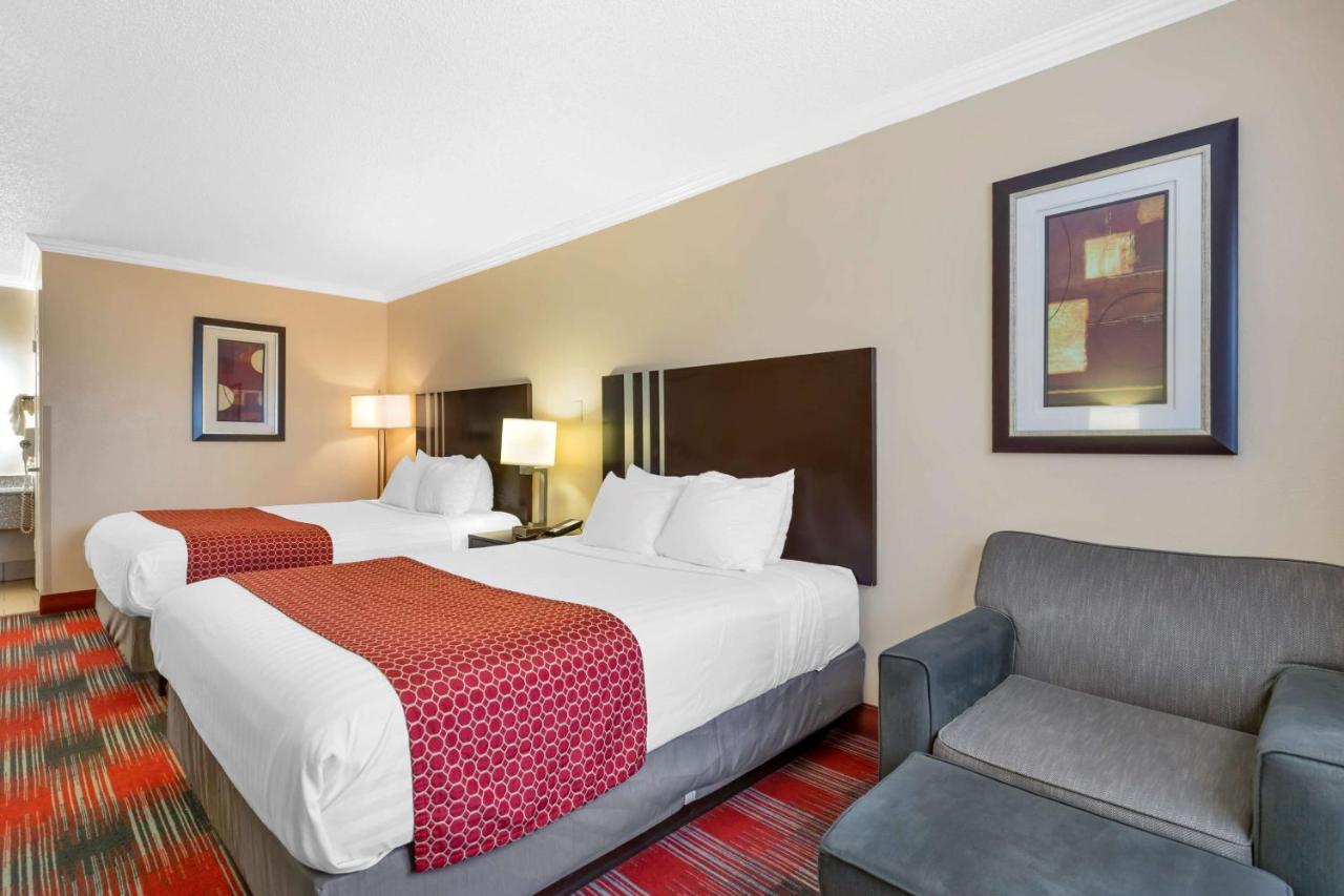Best Western Brady Inn Exterior photo